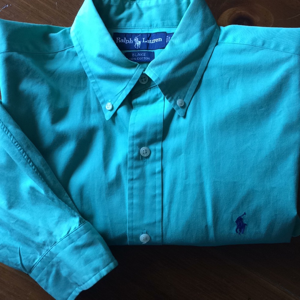 Men’s Long sleeve Ralph Lauren button up shirt.